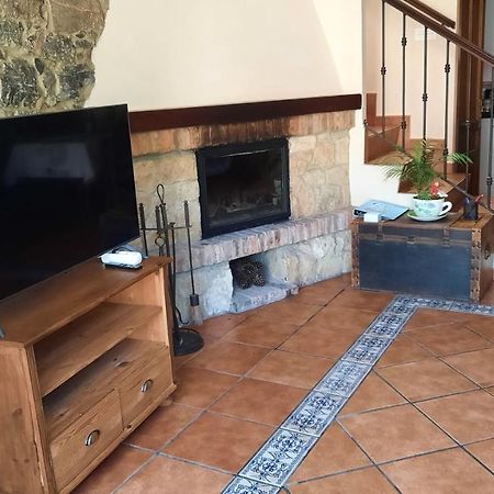Casa Rural La Casina Villa Sariego ภายนอก รูปภาพ
