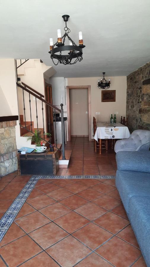 Casa Rural La Casina Villa Sariego ภายนอก รูปภาพ